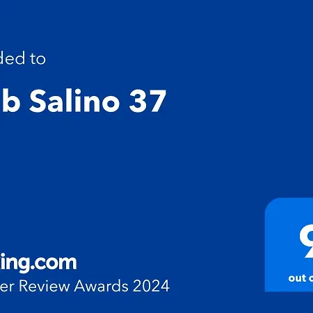 Club Salino 37 아파트